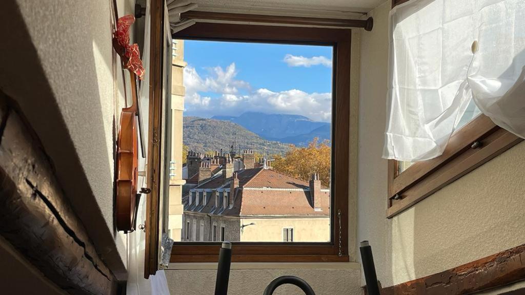 Cosy And Calm In Grenoble City Heart With Free And Large Parking Q-Park Chavant Exterior foto